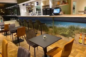 Bistro mit Meerblick