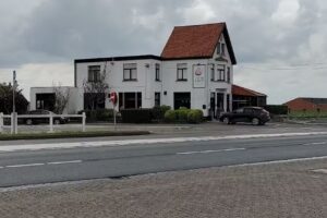 Brasserie Livingroom102