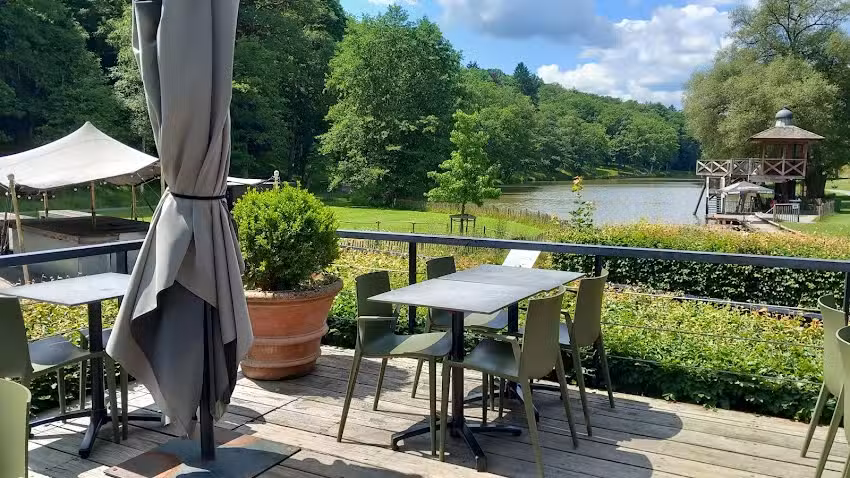 Brasserie sur l&rsquo;&Ocirc; au Domaine de Chevetogne