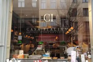 Casa Italiana