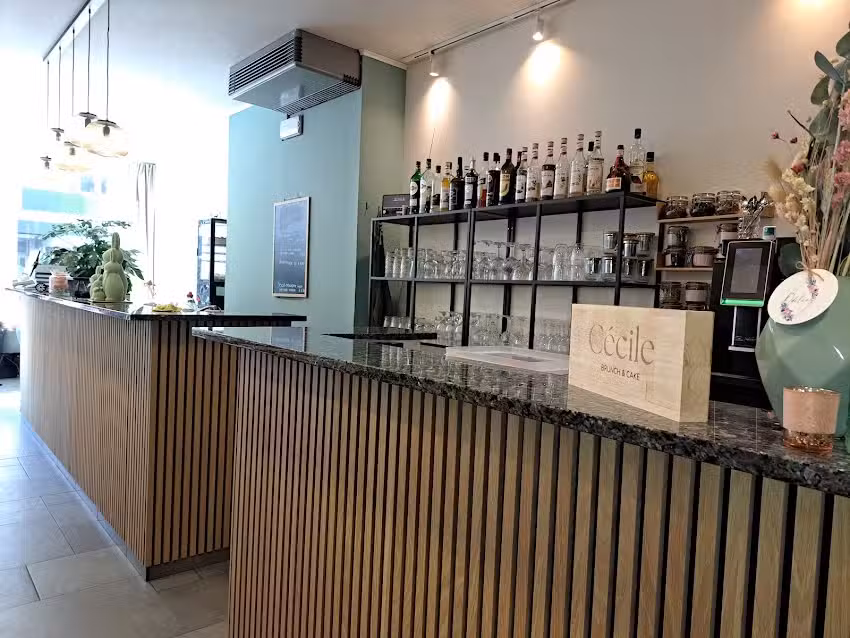 Cecile Brunch & Cake