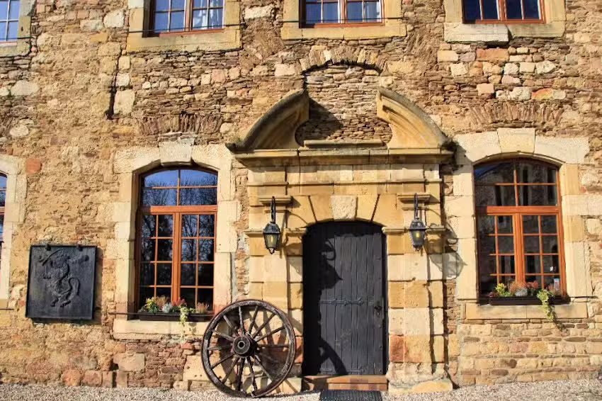 Chateau De Latour Hotel