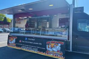 Chez Chris et Steph – Poulets rôtis