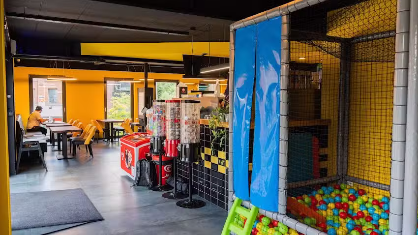 City Food Lounge &ndash; Frituur Cit&eacute; Genk