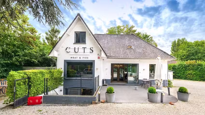 CUTS Fleisch & Feuer