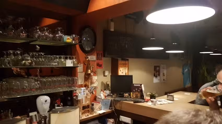 Das Dorfgasthaus (Café)