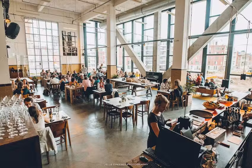 Die Hoorn Bar & Restaurant