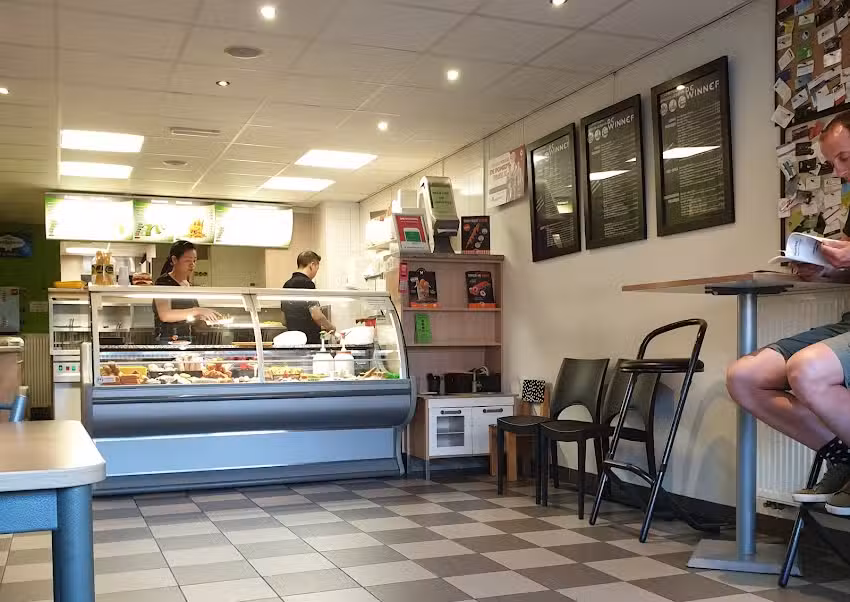 Le snack-bar Winner, restaurant de restauration rapide spécialisé dans les frites