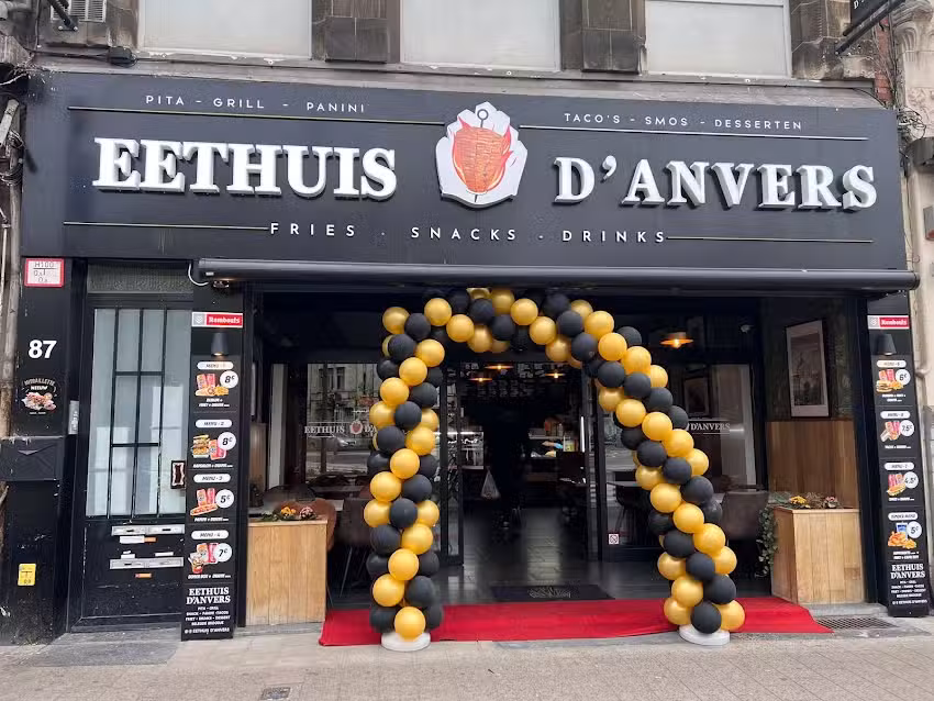 Eethuis d’Anvers Pommesbude Snack Döner Kebab Hanburger