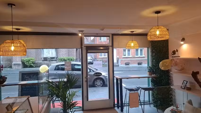 EMMALIVE THAI & BELGIUM TAKEAWAY