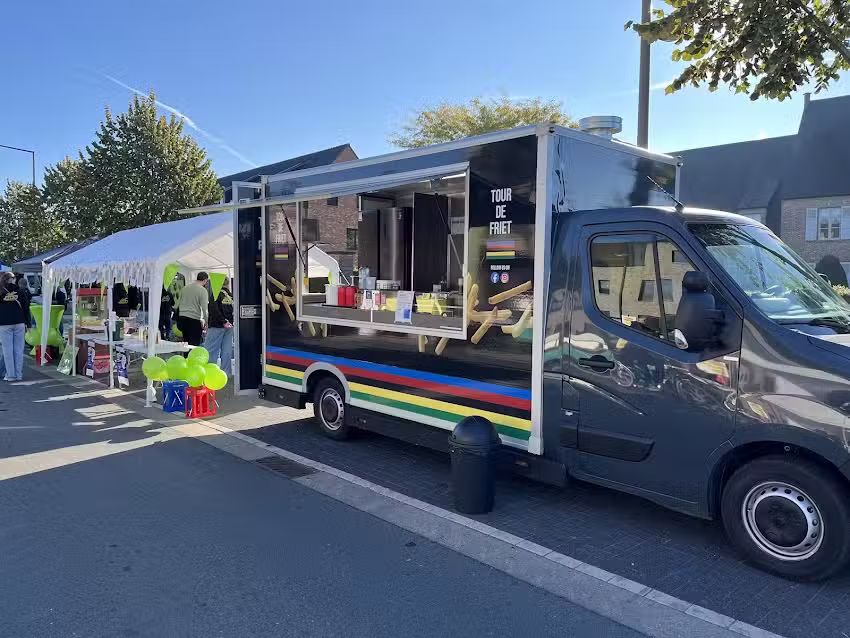 Tournée des food trucks de frites