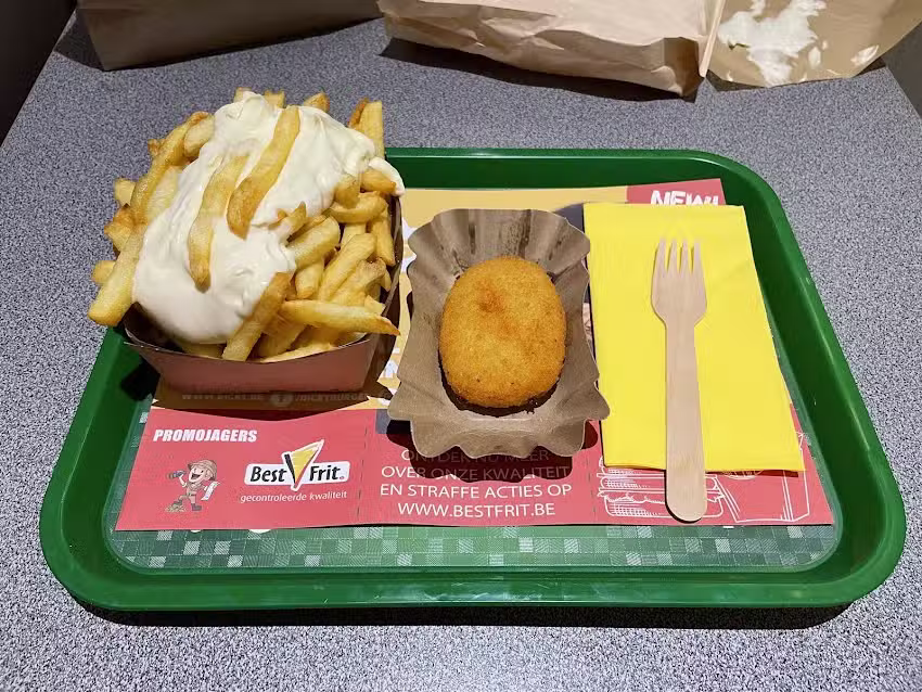 Frietboetiek by Hilde