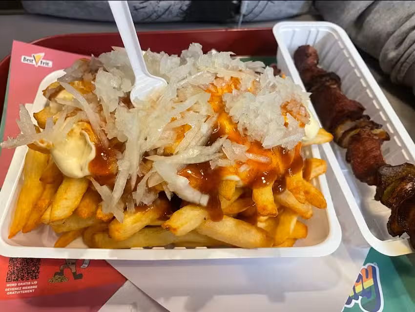 Pommes-Ecke bei Cindy & Wilfried