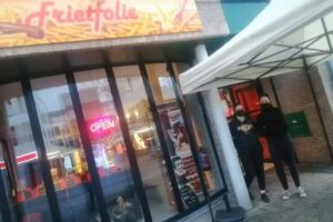 Papier aluminium pour frites