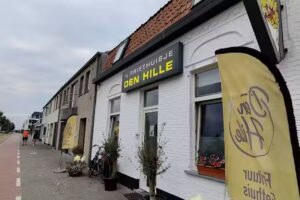 Friethuisje Den Hille