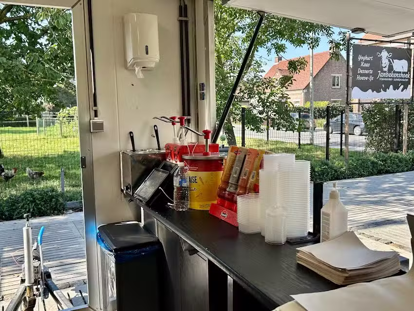 Frietuurke Melsele Bij Fre & Helena