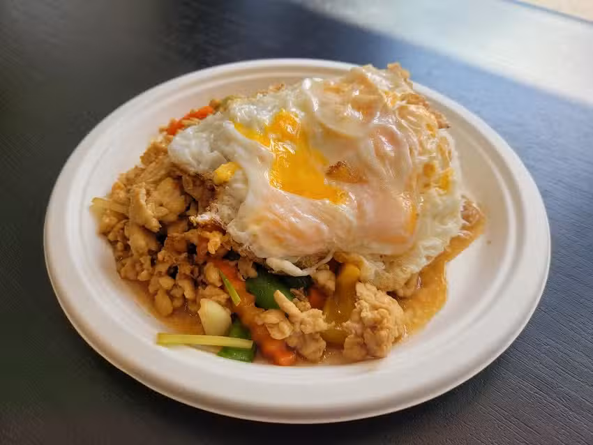 Friterie Du Pont / THAI STREET FOOD