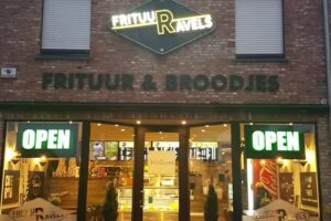 Chips & Sandwiches Ravels