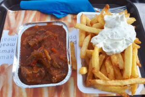 Frittierender Singvogel