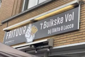 FRY SHOP ‚T BUIKSKE FULL