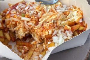 Friterie sur la place