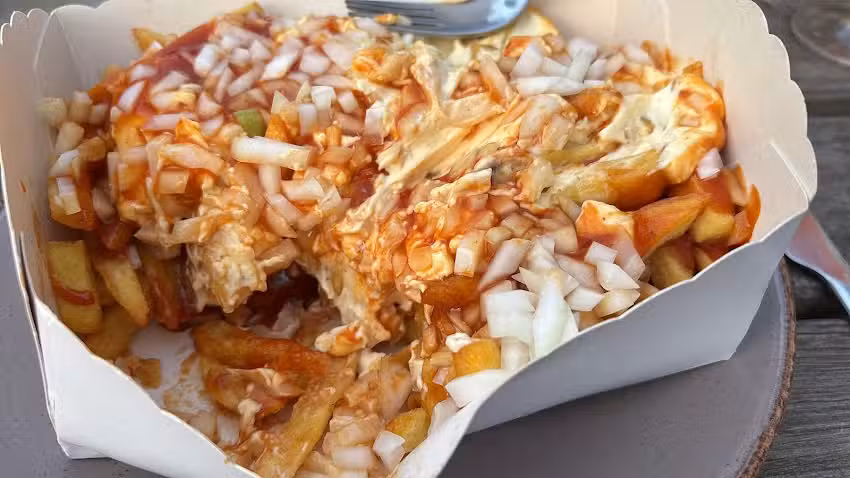 Friterie sur la place