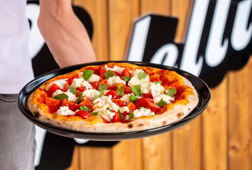 Pizza Gridelli La Louvi&egrave;re