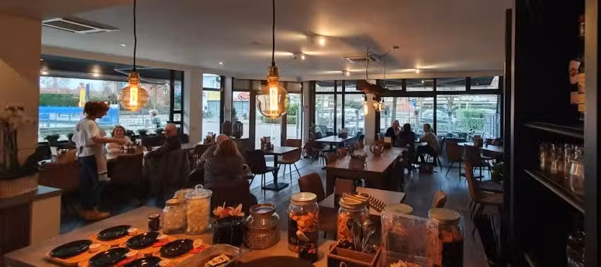 Happy Seasons : Breakfast | Lunch | High-tea