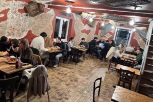 Kat’s corner Charleroi/Digue