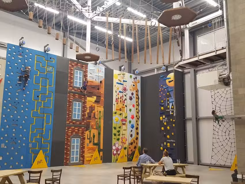 Kletterhalle Eetcafé De Stordeur