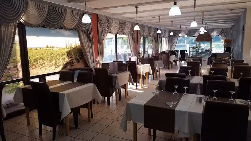 L’Écluse Brasserie Restaurant