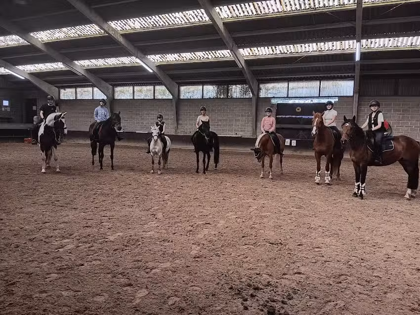 L’Éperon – Cercle Royal Équestre de Liège – ASBL