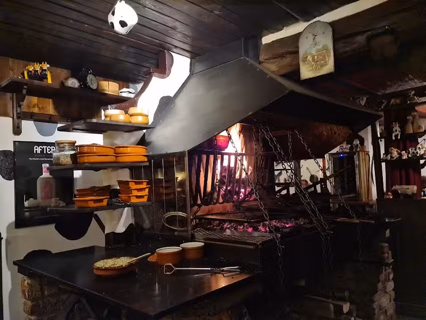 L&rsquo;Etable Grill, Restaurant