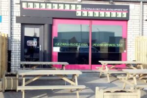 LA BAGUETTE ENCHANTÉE