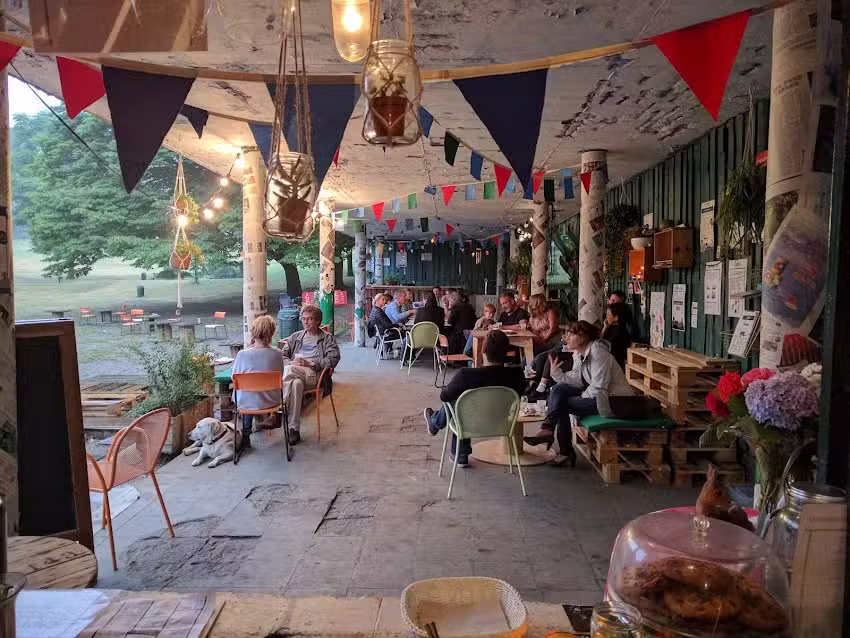 Die Guinguette des Waldparks