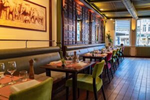 La Trattoria della Piazza – Halle (Olifant)