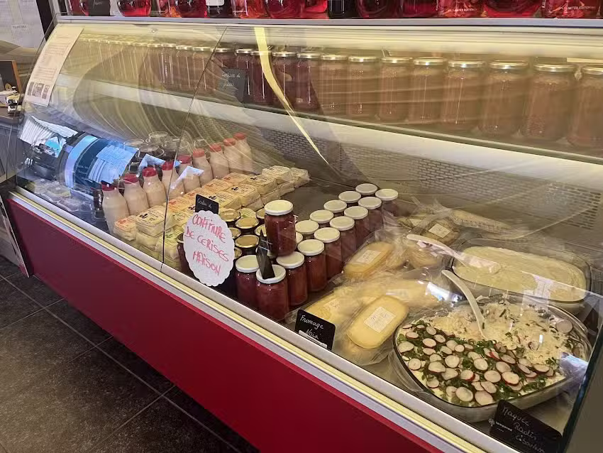 Les Fraises du Village – Kultur im Freien