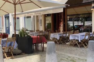 Les Saintes Chéries