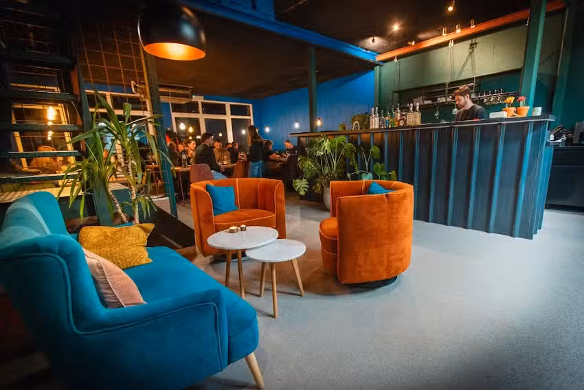 Los Tontos Mexican Cantina