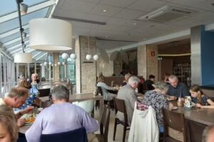 Mittagessen Garten Schoten