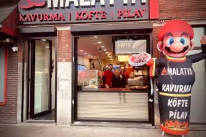 MALATYA KAVURMA KÖFTE PİLAV