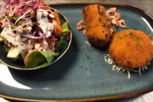 Manoxi bv/The Square