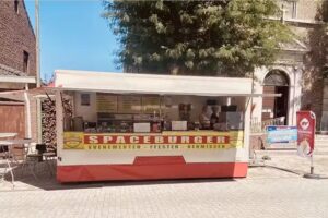 Mobiler Imbiss zu vermieten: Spaceburger