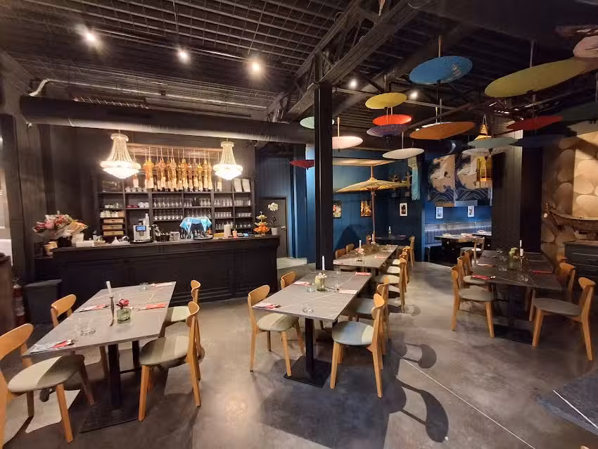 Nati thai Street Food Waterloo [Restaurant, Hotpot & Grill]