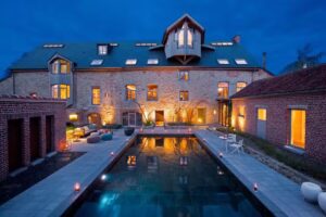 Ne5t Hôtel & Spa – Restaurant Intuition Complicité Gourmande