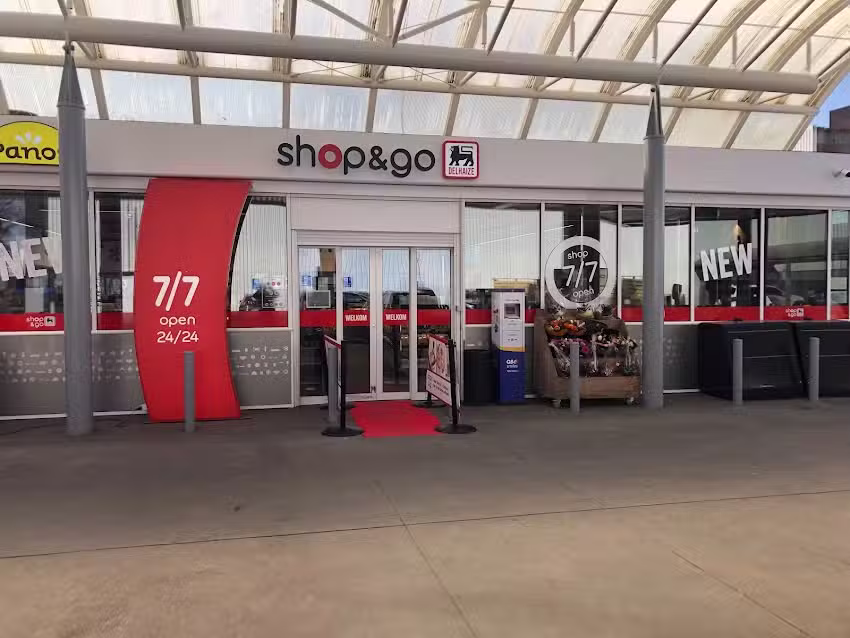 Panos Q8 Merksem (Deurnsebaan)