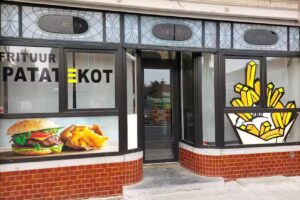 Hangar à pommes de terre