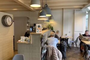 Peter Pan Koffie En Eethuis