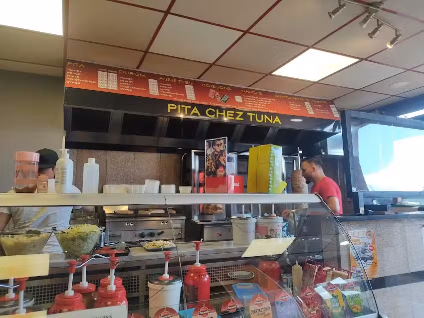 Pita Chez Tuna