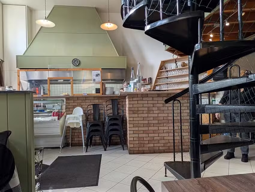 Pitta Olympia – Halle